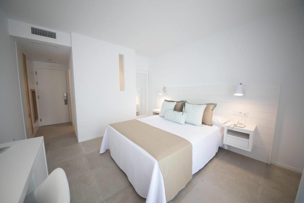 El Trebol Bar & Hotel Only Adults Carboneras Exterior photo